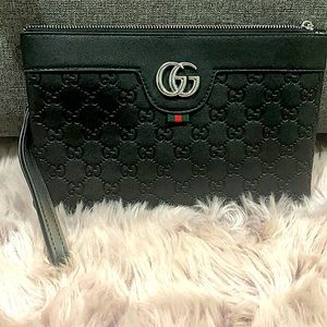 Clutch purse
